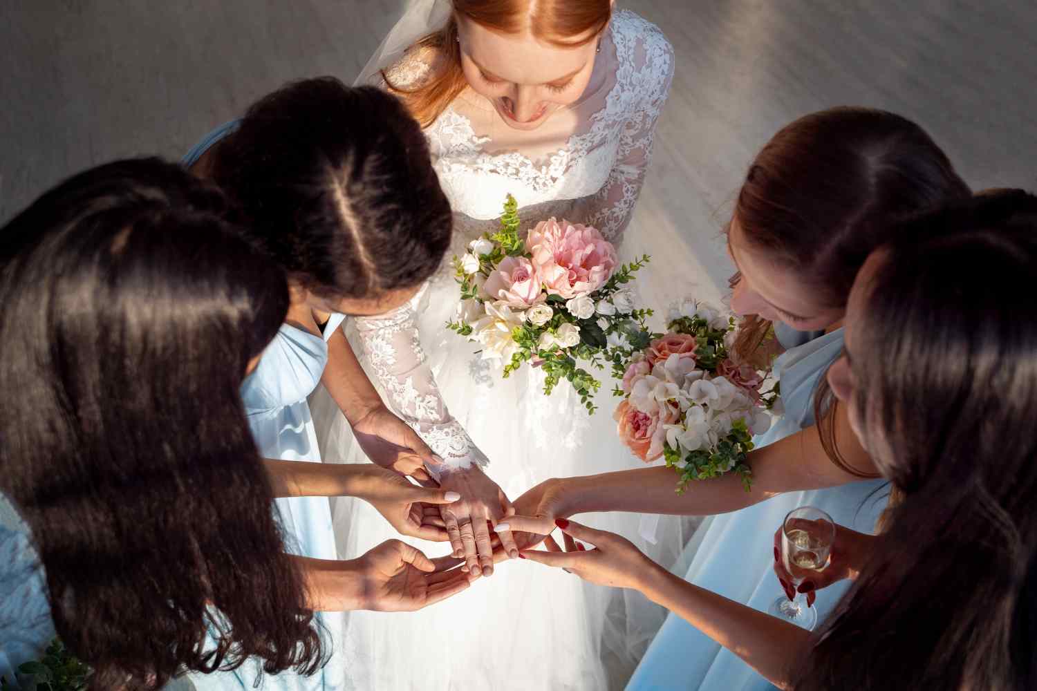 結婚證人要到戶政事務所一起辦理登記嗎