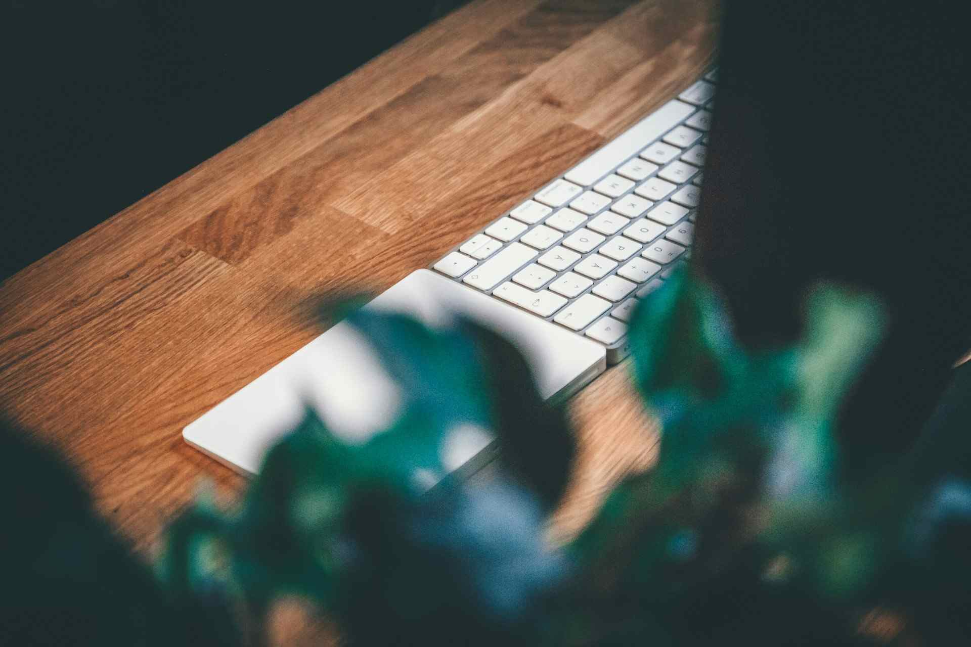 曠職要付資遣費嗎